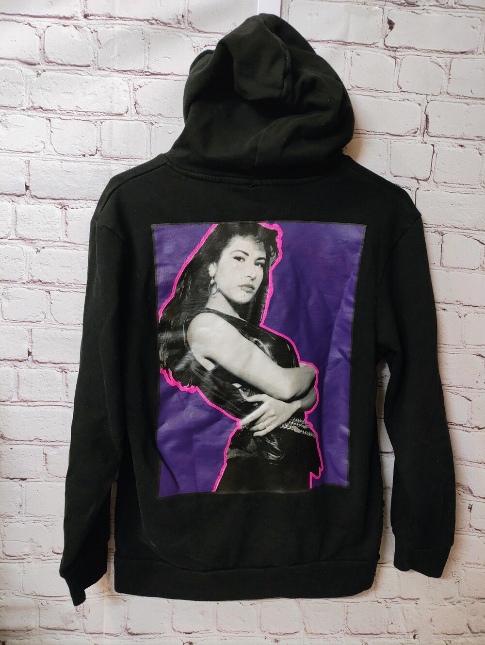Selena Quintanilla Back Graphic Script Offical Selna Merchandise Hoodie Small
